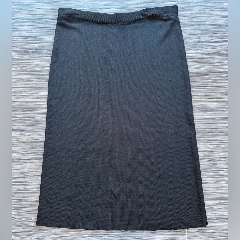 Elegant Black Women's Skirt Size Large